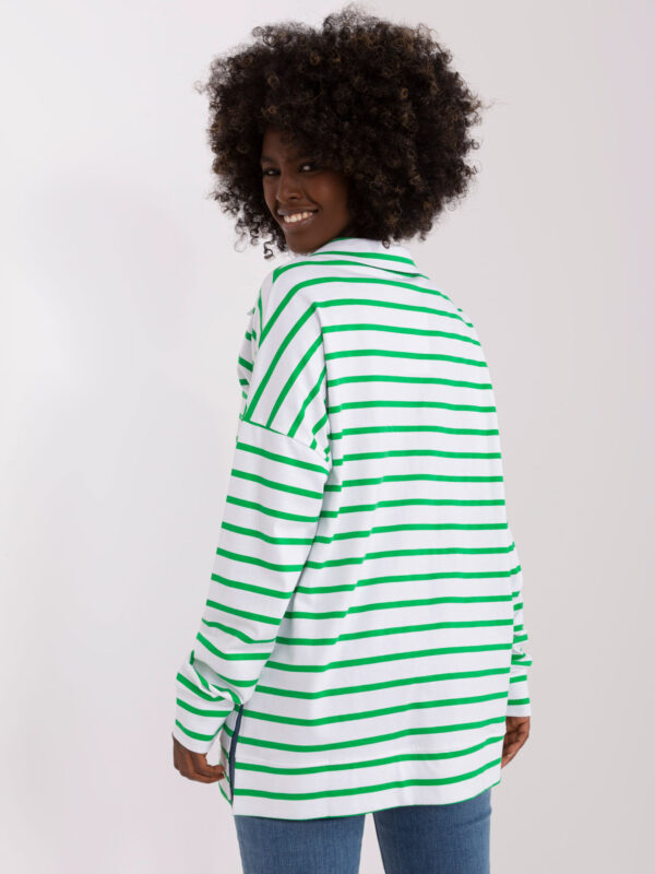 pol_pl_Bialo-zielona-bawelniana-bluzka-oversize-399486_2 pol_pl_Bialo-zielona-bawelniana-bluzka-oversize-399486_2