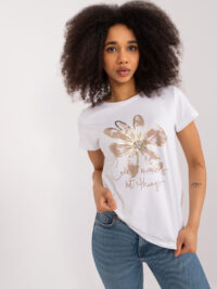 pol_pl_Bialy-damski-t-shirt-z-aplikacjami-BASIC-FEEL-GOOD-406962_1