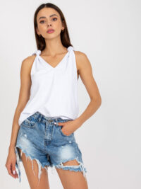 pol_pl_Bialy-gladki-top-basic-z-dekoltem-w-serek-RUE-PARIS-388952_2