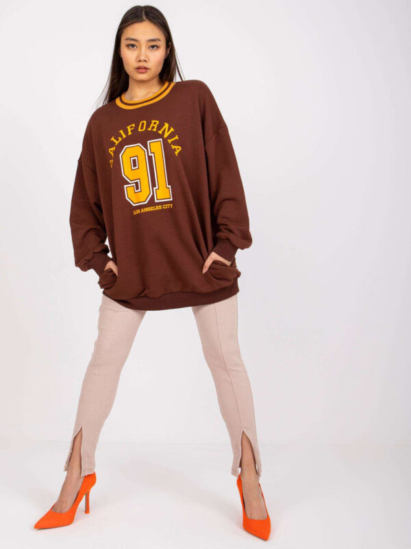 pol_pl_Brazowa-bluza-dresowa-z-nadrukiem-Suzanne-384089_2 pol_pl_Brazowa-bluza-dresowa-z-nadrukiem-Suzanne-384089_2