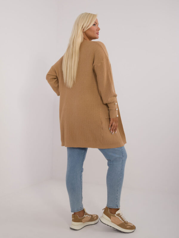 pol_pl_Camelowy-kardigan-plus-size-z-kieszeniami-408670_3