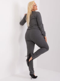 pol_pl_Ciemnoszare-melanzowe-spodnie-plus-size-z-naszywka-405345_6