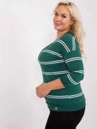 pol_pl_Ciemnozielona-bluzka-plus-size-z-dekoltem-V-403945_1