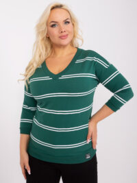 pol_pl_Ciemnozielona-bluzka-plus-size-z-dekoltem-V-403945_5