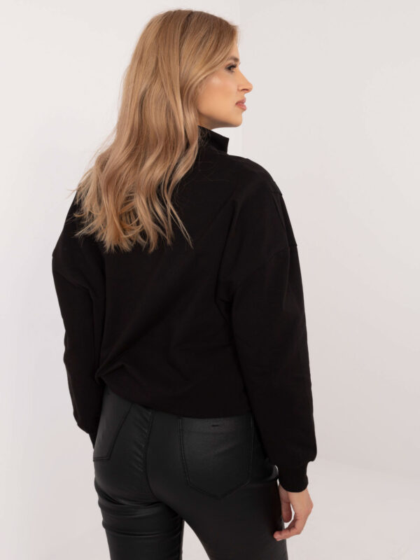 pol_pl_Czarna-bawelniana-bluza-basic-ze-sciagaczami-410642_3