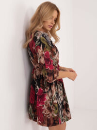 pol_pl_Czarno-bordowa-sukienka-w-kwiaty-z-dlugim-rekawem-409845_2