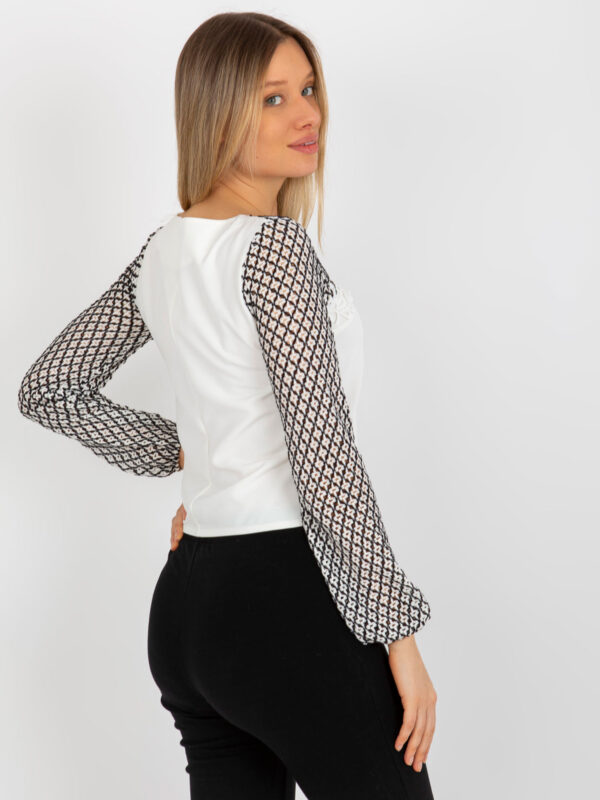 Bluzka ecru LK-BZ-506085.36X