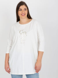 pol_pl_Ecru-dluzsza-bluzka-plus-size-z-rekawem-3-4-395307_1