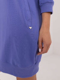 pol_pl_Fioletowa-dresowa-sukienka-basic-z-dekltem-V-BASIC-FEEL-GOOD-409676_3