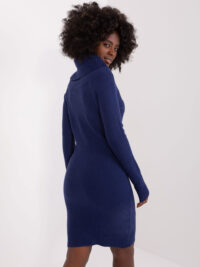 pol_pl_Granatowa-sukienka-dzianinowa-ze-wzorem-404808_6