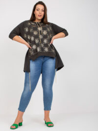 pol_pl_Khaki-asymetryczna-bluzka-plus-size-z-nadrukiem-386983_5