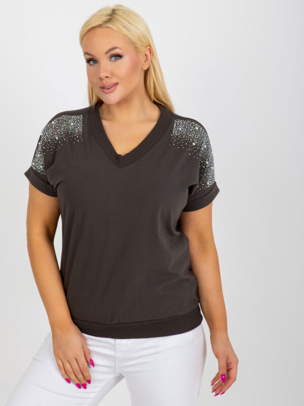 pol_pl_Khaki-damska-bluzka-plus-size-z-krotkim-rekawem-397513_3 pol_pl_Khaki-damska-bluzka-plus-size-z-krotkim-rekawem-397513_3