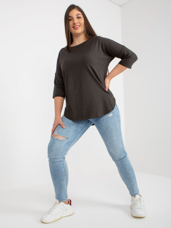 pol_pl_Khaki-dluzsza-bluzka-plus-size-basic-z-rekawem-3-4-395305_1
