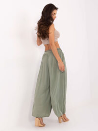 pol_pl_Khaki-letnie-spodnie-z-cienkim-paskiem-Surie-OCH-BELLA-351336_5