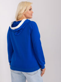 pol_pl_Kobaltowa-gladka-bluza-plus-size-z-kapturem-402568_5