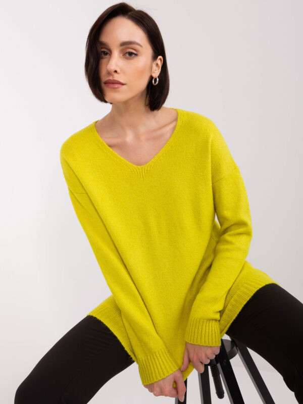 Sweter limonkowy TO-SW-1810.08P