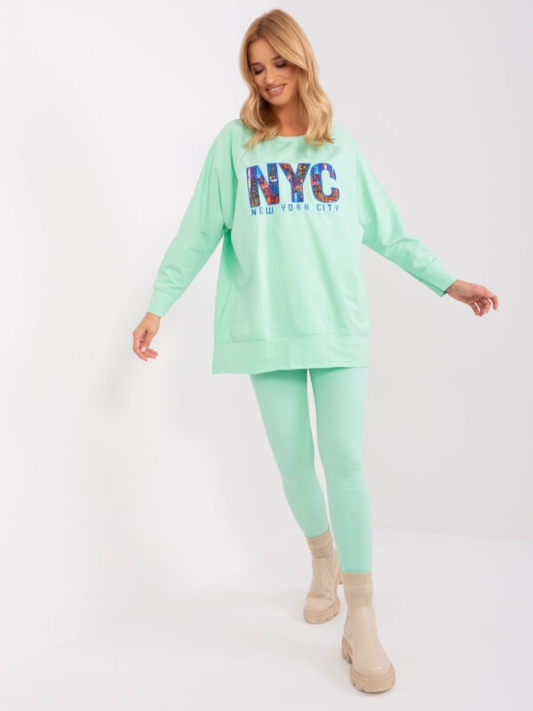 pol_pl_Mietowy-komplet-casualowy-z-bluza-z-nadrukiem-404240_4