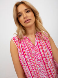 pol_pl_Rozowa-boho-bluzka-we-wzory-z-dekoltem-V-FRESH-MADE-395071_2