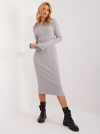 pol_pl_Szara-dzianinowa-sukienka-z-dlugim-rekawem-405978_5