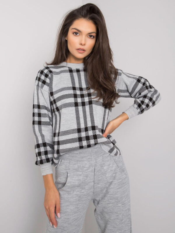 pol_pl_Szary-komplet-dzianinowy-Marthe-377230_6 pol_pl_Szary-komplet-dzianinowy-Marthe-377230_6