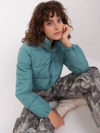 pol_pl_Turkusowa-krotka-pikowana-kurtka-zimowa-Iseline-404105_2