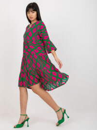 pol_pl_Zielona-sukienka-z-printami-o-kroju-oversize-SUBLEVEL-394076_2