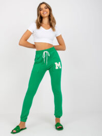 pol_pl_Zielone-damskie-spodnie-dresowe-slim-fit-387567_2